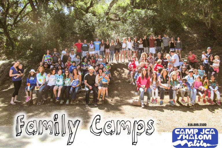 large group of families at a family camp photo session.